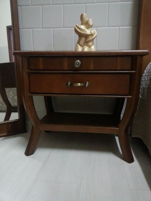 Mesa de cabeceira Ref. 250.2